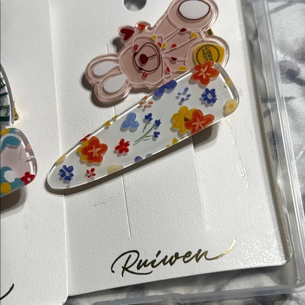 Ruiven Hair Clip Set with Cartoon Designs